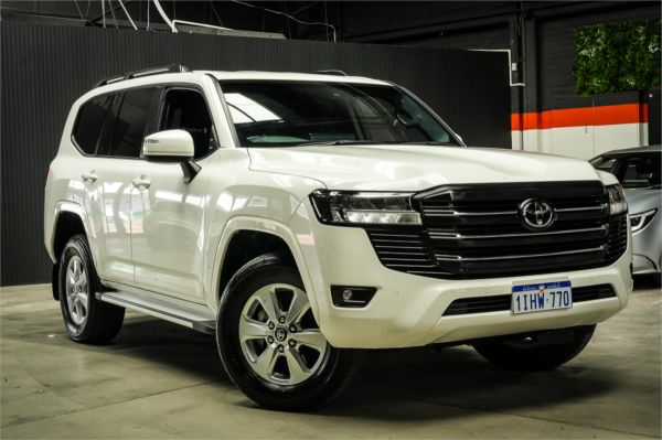 2024 Toyota Landcruiser Wagon FJA300R GXL image