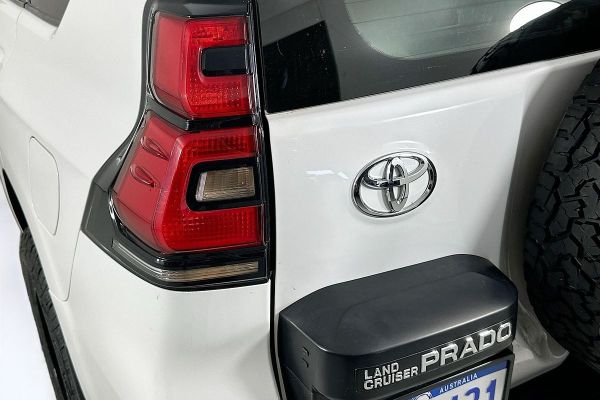 2021 Toyota Landcruiser Prado GDJ150R GXL image