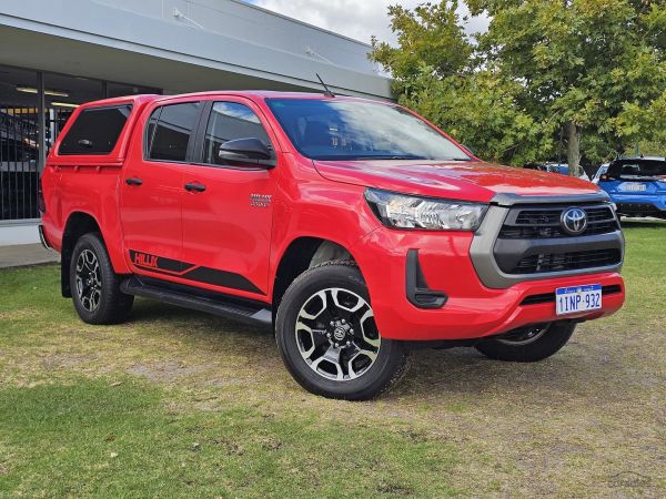 2020 Toyota Hilux SR Auto 4x4 Double Cab image