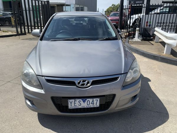 2010 Hyundai i30 FD MY11 SX 1.6 CRDi Silver 4 Speed Automatic Hatchback image