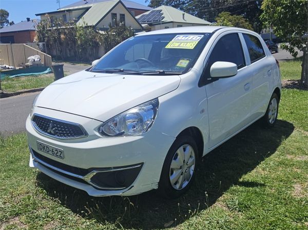 2016 MITSUBISHI MIRAGE 5D HATCHBACK LA MY16 ES image