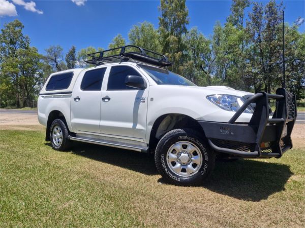 2008 TOYOTA HILUX DUAL CAB P/UP KUN26R 07 UPGRADE SR (4x4) image