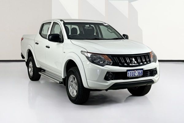 2016 Mitsubishi TRITON GLX PLUS (4x4) MQ MY16 UPGRADE 4X4 image