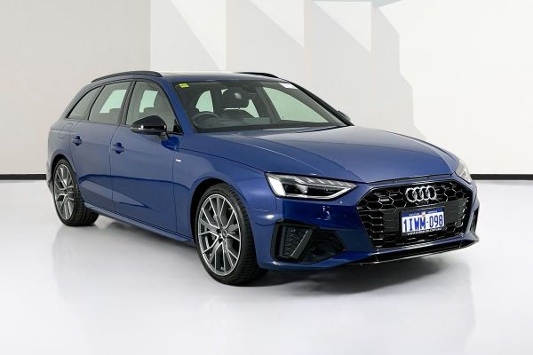 2024 Audi A4 AVANT 45 TFSI QUAT S LINE MHEV 8W MY24 image