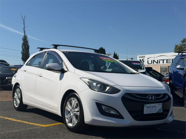 2014 Hyundai i30 Hatchback GD2 MY14 SE image