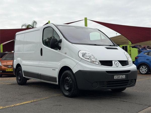 2013 Renault Trafic Van X83 Phase 3 image