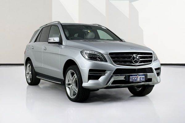 2014 Mercedes-Benz ML 350CDI BLUETEC (4x4) 166 MY14 image