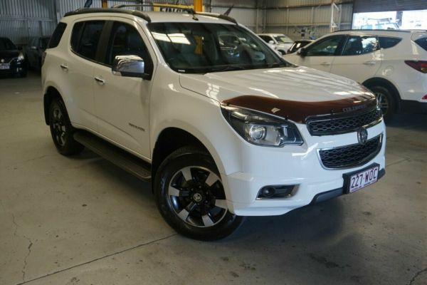 2016 Holden Trailblazer RG MY17 LT White 6 Speed Sports Automatic Wagon image