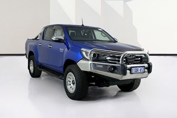 2017 Toyota HILUX SR5 (4x4) GUN126R 4X4 image