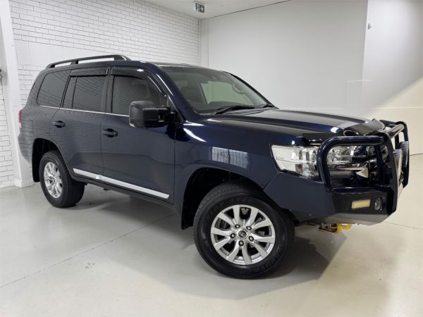 2016 TOYOTA LANDCRUISER 4D WAGON VDJ200R MY16 SAHARA (4x4) image