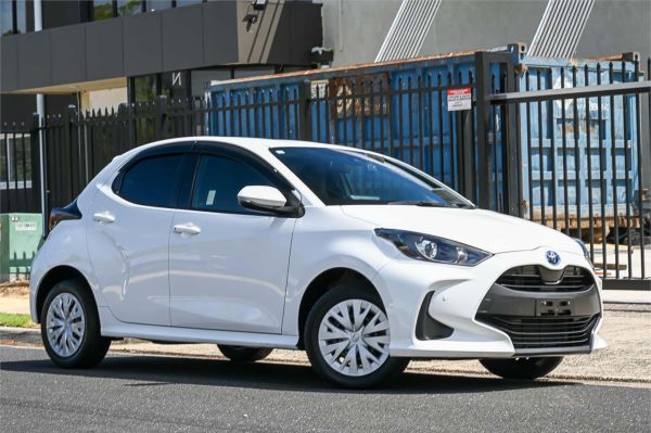 2020 Toyota Yaris Hatch MXPH15 Hybrid efour image