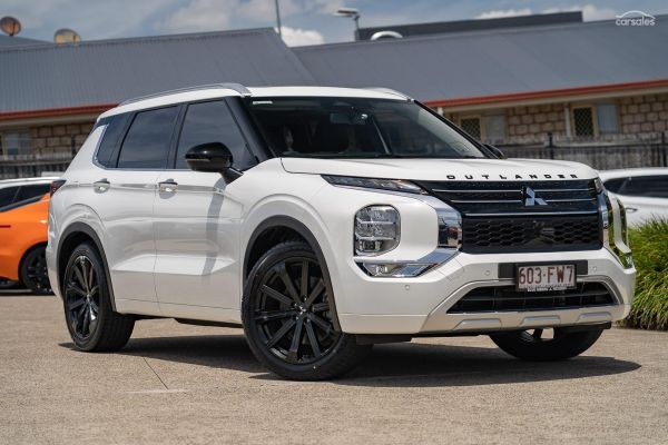 2022 Mitsubishi Outlander Exceed ZM Auto AWD MY22.5 image