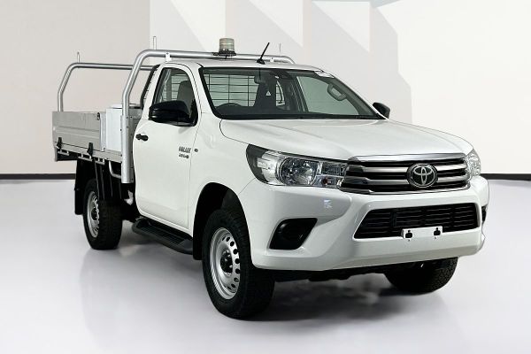 2020 Toyota HILUX SR (4x4) GUN126R MY19 UPGRADE 4X4 image