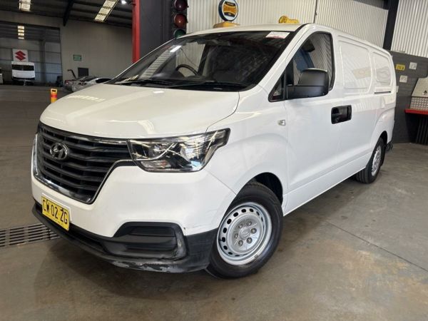 2020 Hyundai iLOAD TQ4 MY20 3S Twin Swing White 5 Speed Automatic Van image