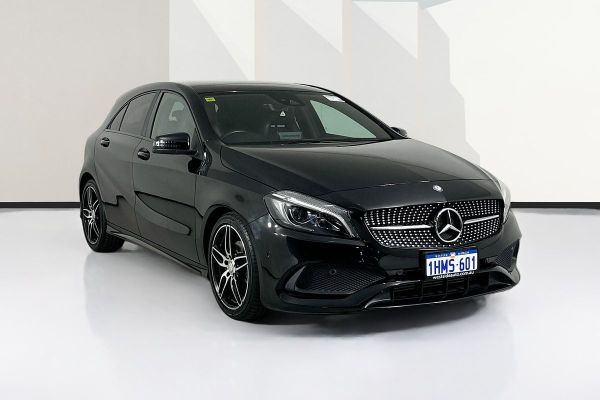 2017 Mercedes-Benz A180  176 MY17 image