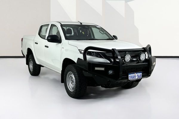 2020 Mitsubishi TRITON GLX ADAS MR MY20 REAR WHEEL DRIVE image