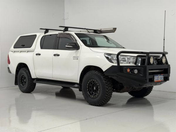 2018 TOYOTA HILUX DOUBLE CAB P/UP GUN126R MY19 SR (4x4) image