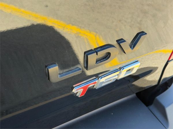2021 LDV T60 SK8C PRO image