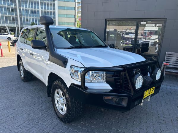 2021 TOYOTA LANDCRUISER 4D WAGON VDJ200R LC200 GX (4x4) image