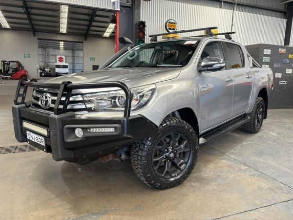 2017 Toyota Hilux GUN126R SR5 (4x4) Silver 6 Speed Automatic Dual Cab Utility image
