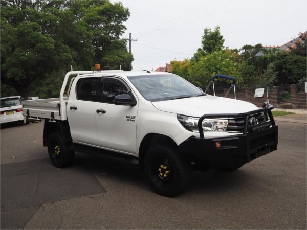 2018 TOYOTA HILUX DUAL CAB UTILITY GUN126R MY17 SR (4x4) image