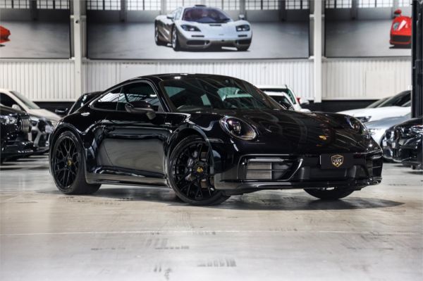 2022 Porsche 911 Coupe 992 MY22 Carrera image