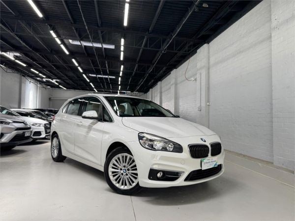 2014 BMW 2 4D WAGON F45 18d ACTIVE TOURER SPORT LINE image