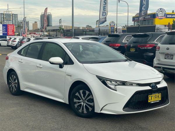 2020 Toyota Corolla Sedan ZWE211R Ascent Sport Hybrid image