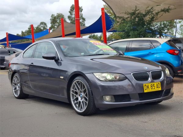 2007 BMW 3 Series Coupe E92 323i image