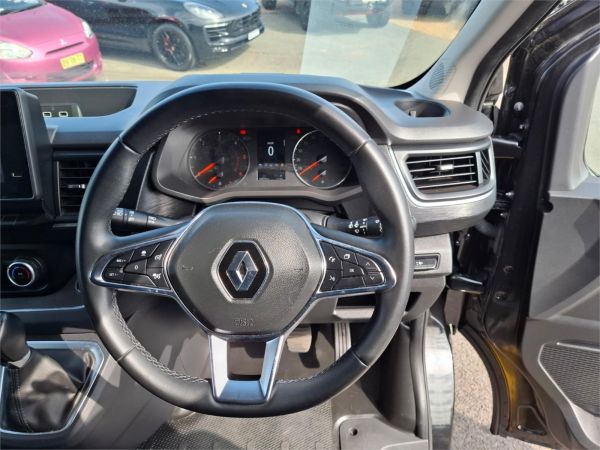 2022 Renault Trafic X82 MY23 Premium image