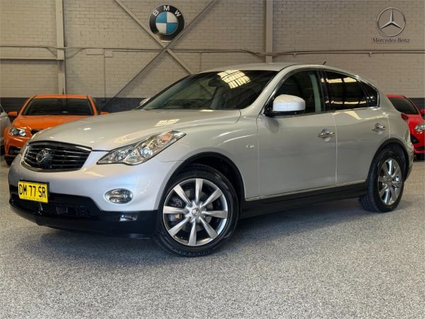 2012 Nissan Skyline Wagon Crossover J50 370GT FOUR image