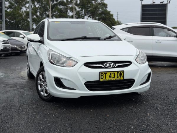 2012 HYUNDAI ACCENT 5D HATCHBACK RB ACTIVE image