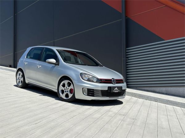 2009 VOLKSWAGEN GOLF 5D HATCHBACK 1K MY10 GTi image