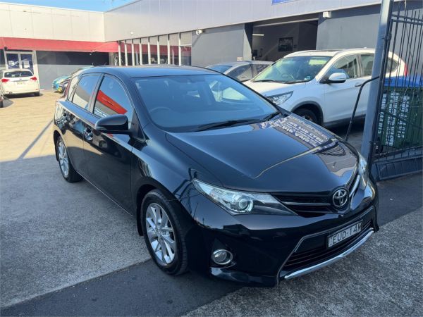 2015 TOYOTA COROLLA 5D HATCHBACK ZRE182R ASCENT SPORT image