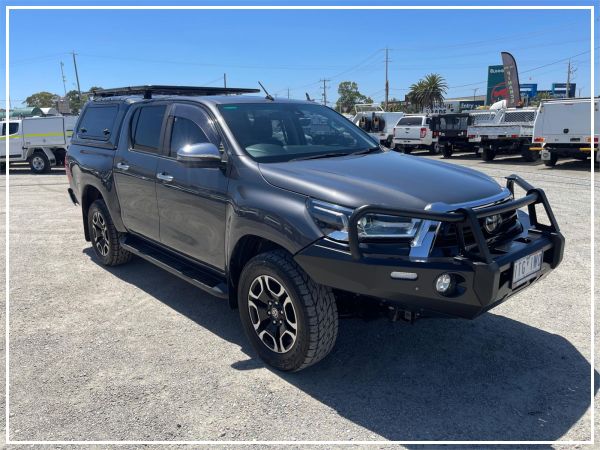 2020 Toyota Hilux Utility GUN126R SR5 image