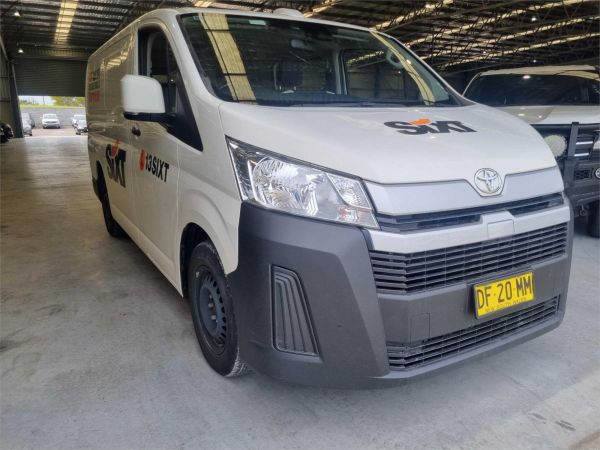 2022 Toyota Hiace Van GDH300R image