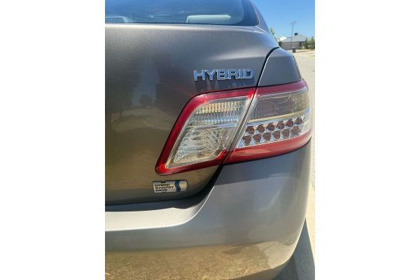 2011 Toyota Camry Hybrid AHV40R image