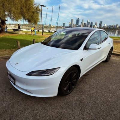 2025 Tesla Model 3 Rear Wheel Drive 520km (WLTP) - Less than a year old, one careful owner from new. image