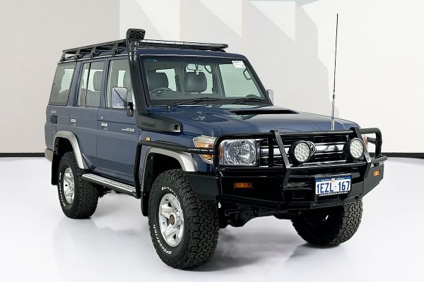 2012 Toyota LANDCRUISER GXL (4x4) VDJ76R MY12 UPDATE image
