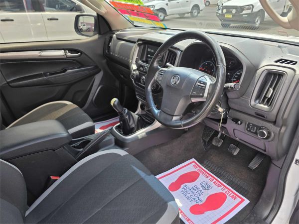 2017 HOLDEN COLORADO CREW C/CHAS RG MY17 LS (4x4) image