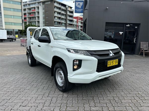 2020 MITSUBISHI TRITON DOUBLE CAB P/UP MR MY20 GLX ADAS image