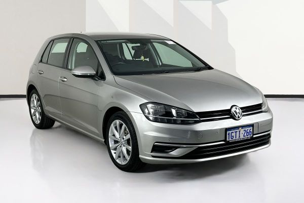 2017 Volkswagen GOLF 110 TSI COMFORTLINE AU MY18 image