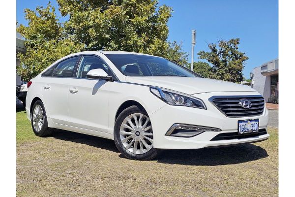 2017 Hyundai Sonata Active LF3 image