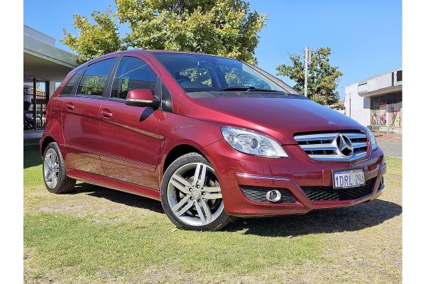 2011 Mercedes-Benz B-Class B180 W245 image