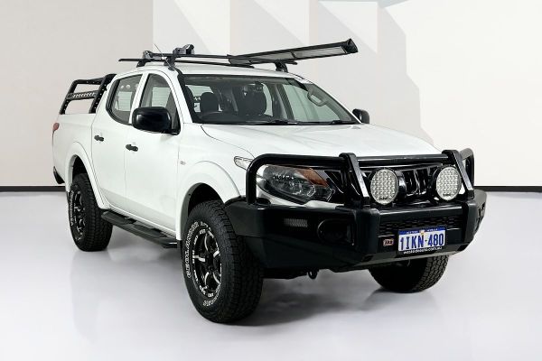 2016 Mitsubishi TRITON GLX (4x4) MQ MY16 4X4 image