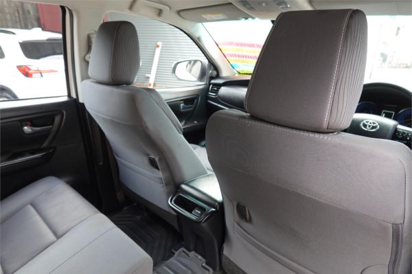 2021 TOYOTA FORTUNER 4D WAGON GUN156R GX image