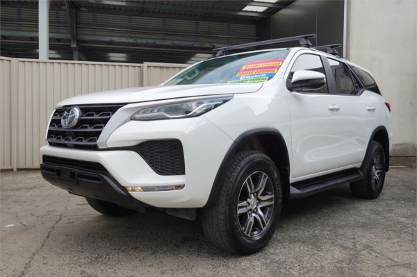 2021 TOYOTA FORTUNER 4D WAGON GUN156R GX image