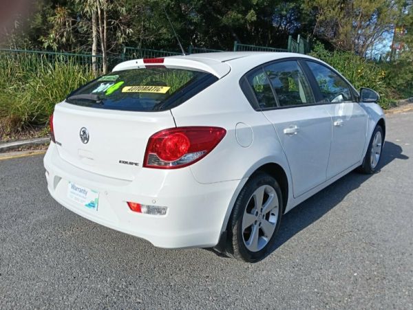 2014 Holden Cruze JH MY14 Equipe 6 Speed Automatic Hatchback image
