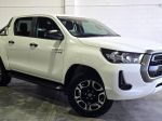 Image for 2022 TOYOTA HILUX SR (4x4) GUN126R