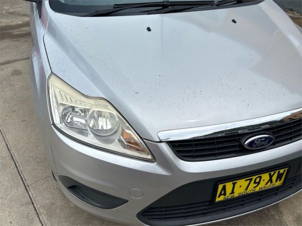 2010 FORD FOCUS 5D HATCHBACK LV LX image